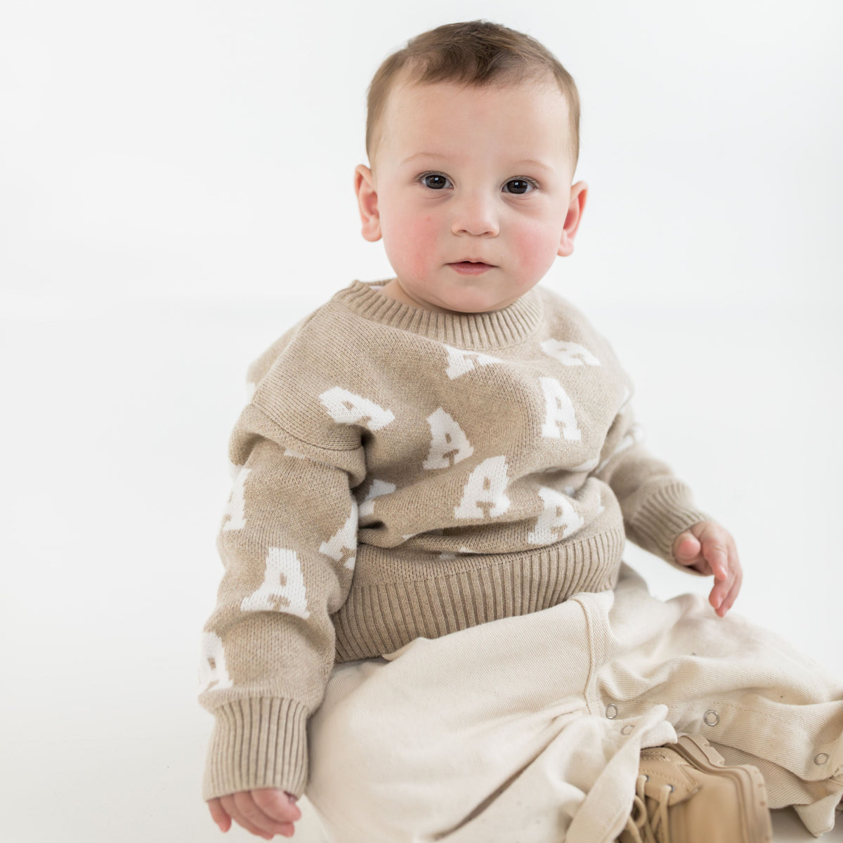 Personalised KNITWEAR – NAMELY CO