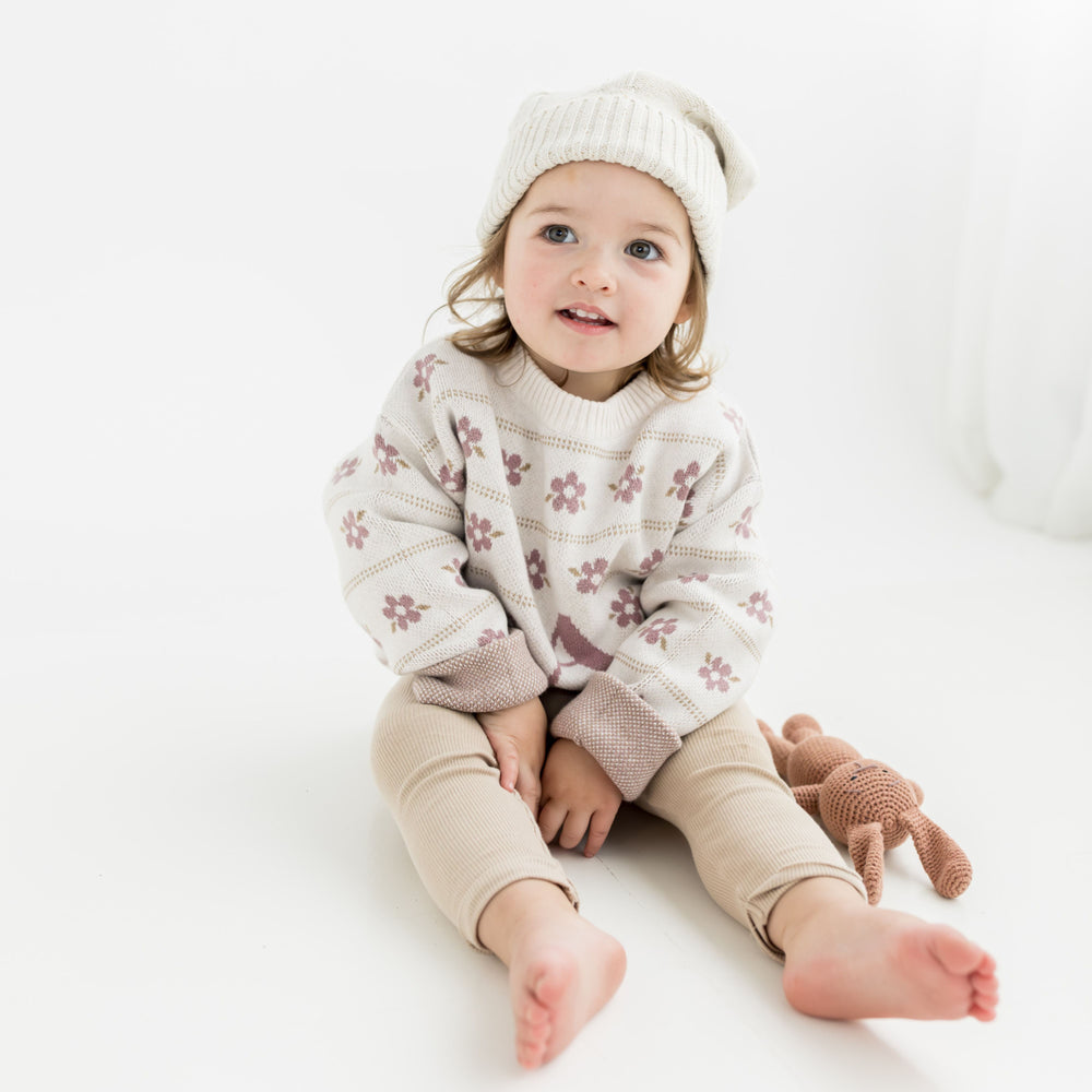 
                  
                    Load image into Gallery viewer, Floral Oatmeal &amp;amp; Rose Bloom beanie
                  
                