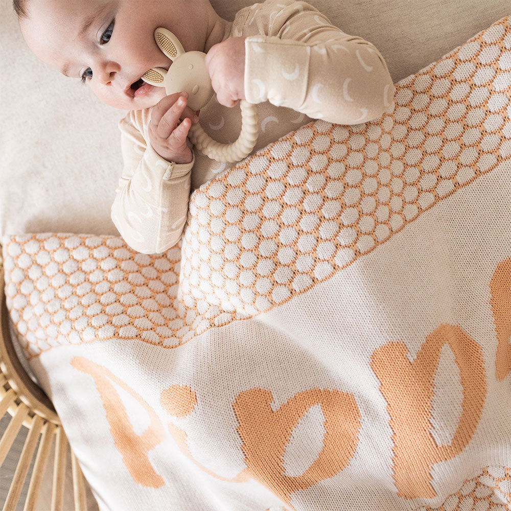 Chunky Bubble Name Blanket - Peach Fuzz