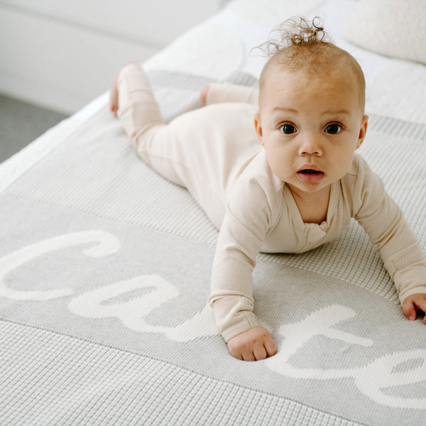 Chunky Two Tone Name Blanket - Snow Marle